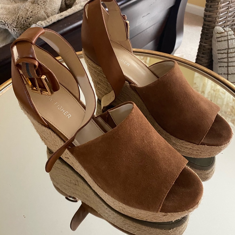 Marc Fisher wedges